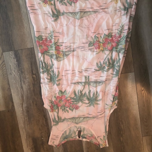 Tommy Bahama Dresses & Skirts - Tommy Bahamas dress Tommy Bahama Dresses & Skirts - Tommy Bahamas dress